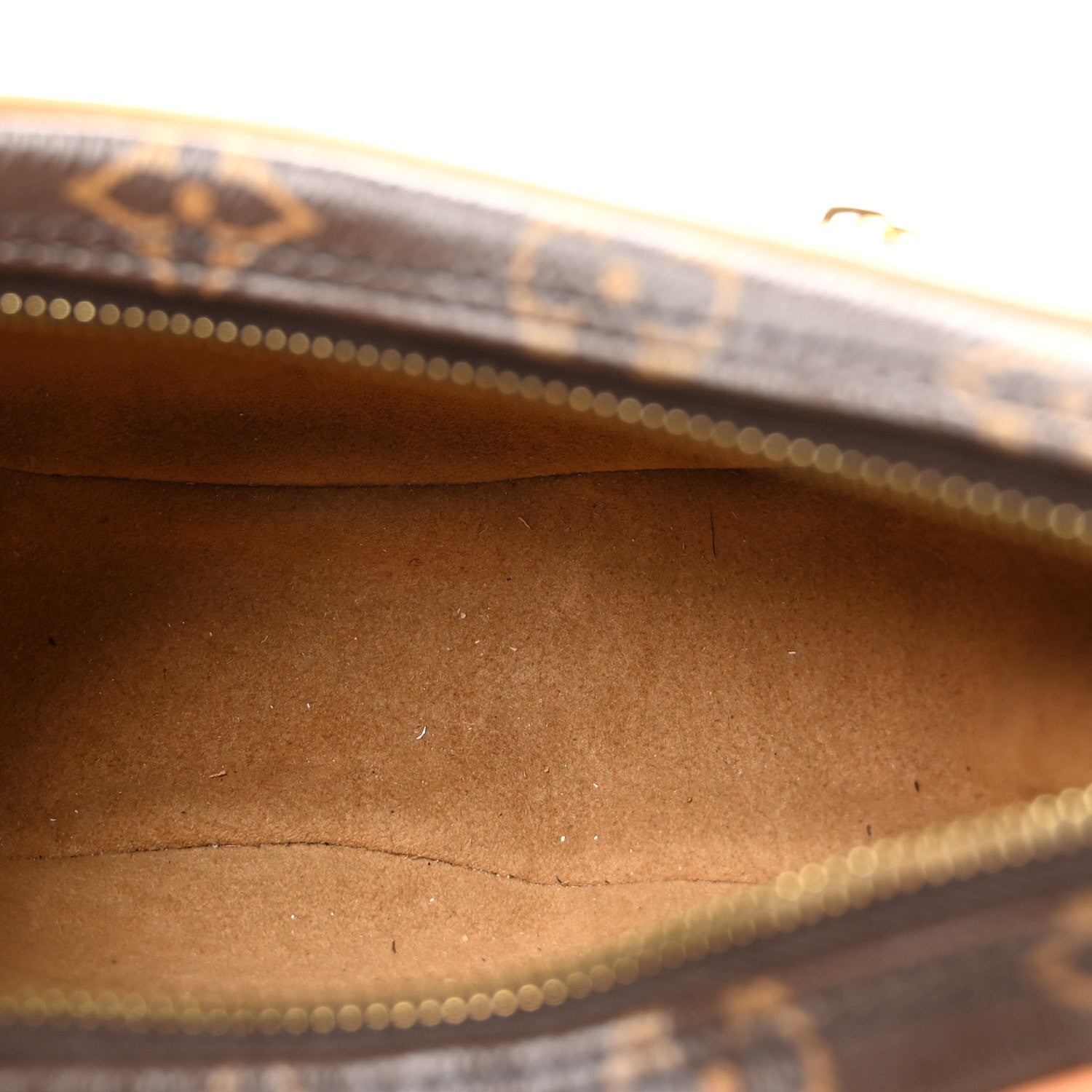 Monogram Loop