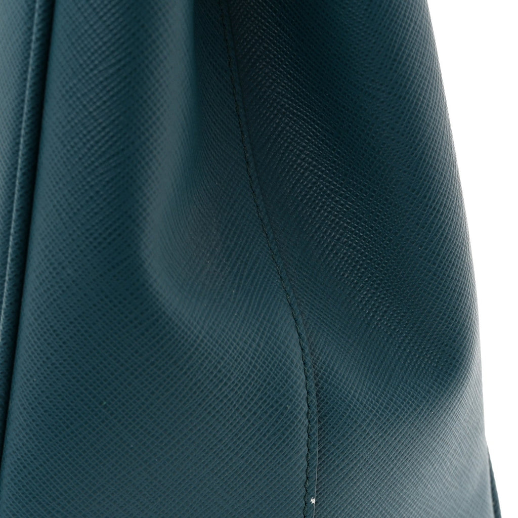 Saffiano Medium Galleria Double Zip Tote Ottanio