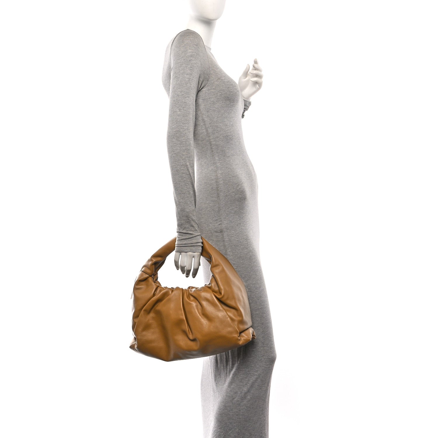 Smooth Butter Calfskin Small The Shoulder Pouch Cammello
