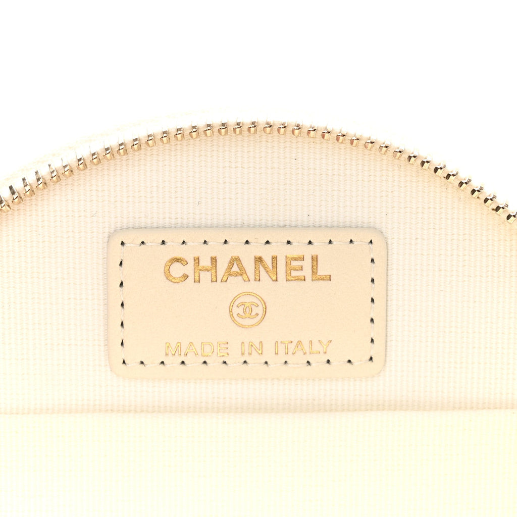 Caviar Quilted Round Handle With Care Vanity With Chain White