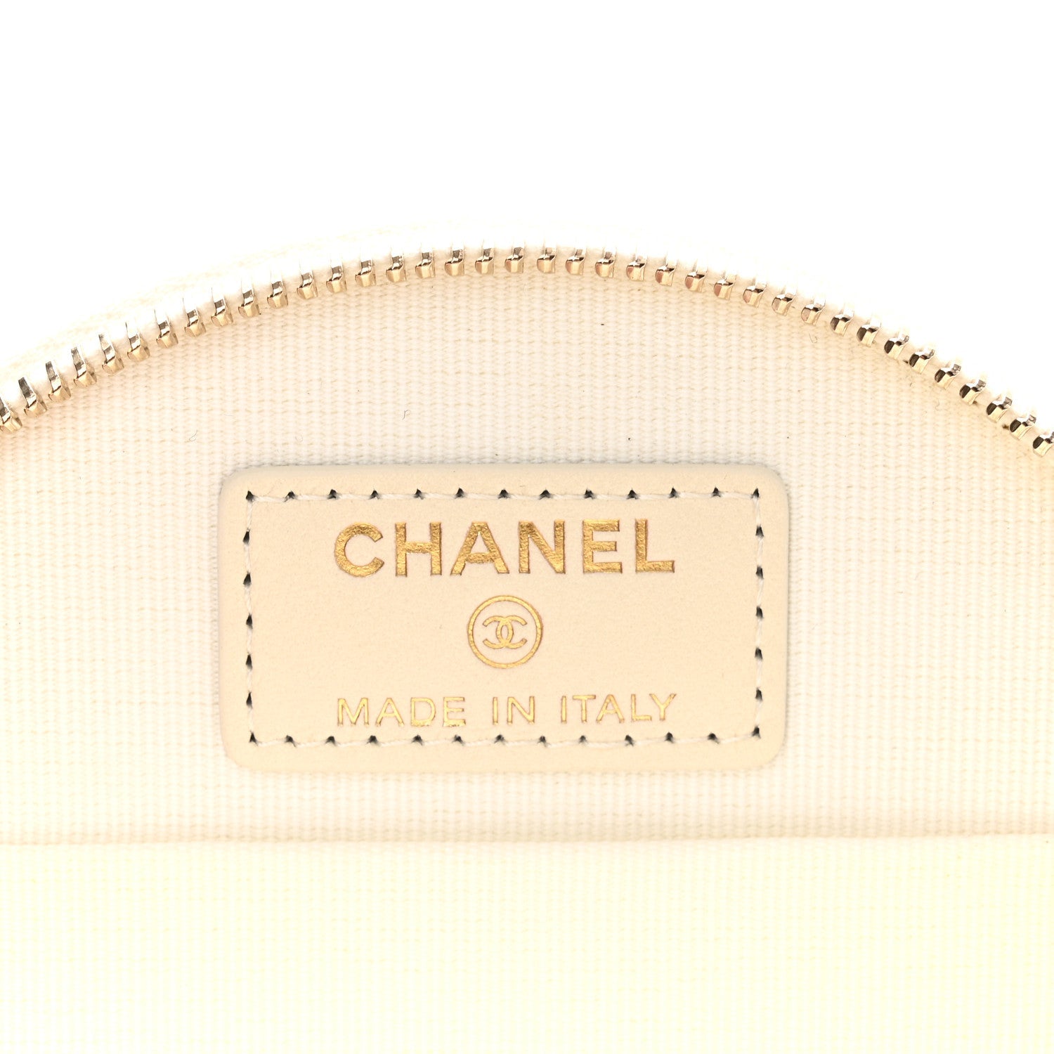 Caviar Quilted Round Handle With Care Vanity With Chain White