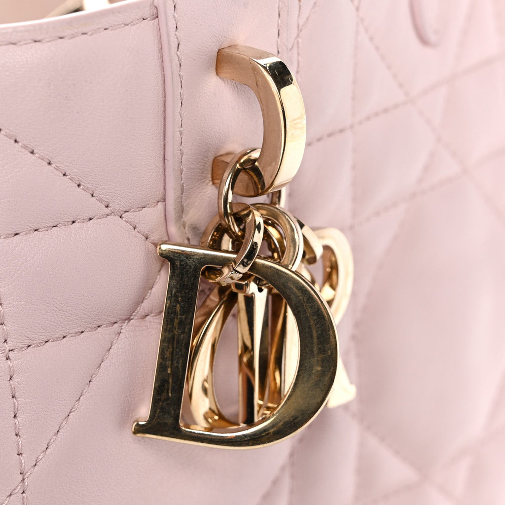 Calfskin Macrocannage Medium Toujours Powder Pink