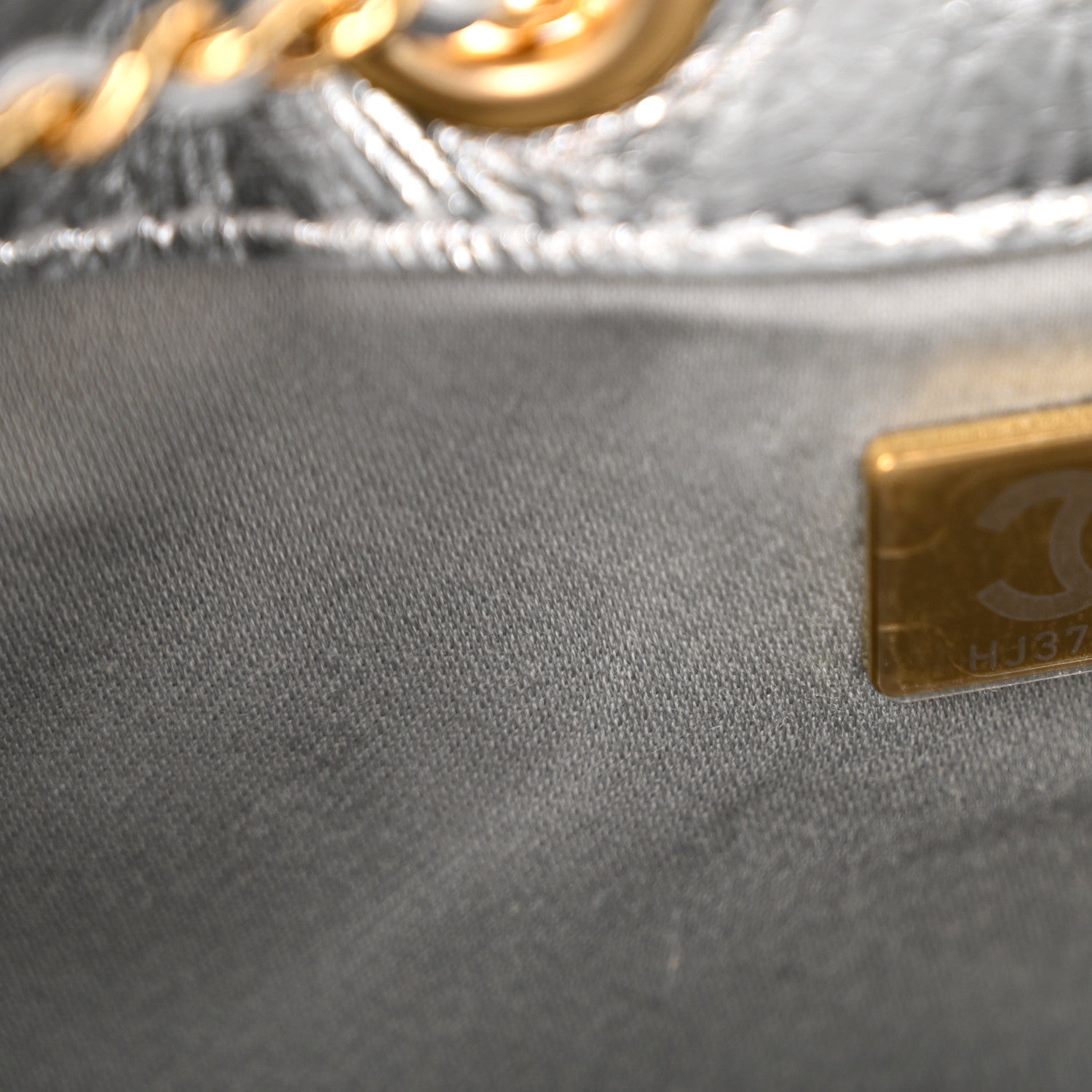 Metallic Aged Calfskin Quilted Mini Chanel 25 Handbag Silver