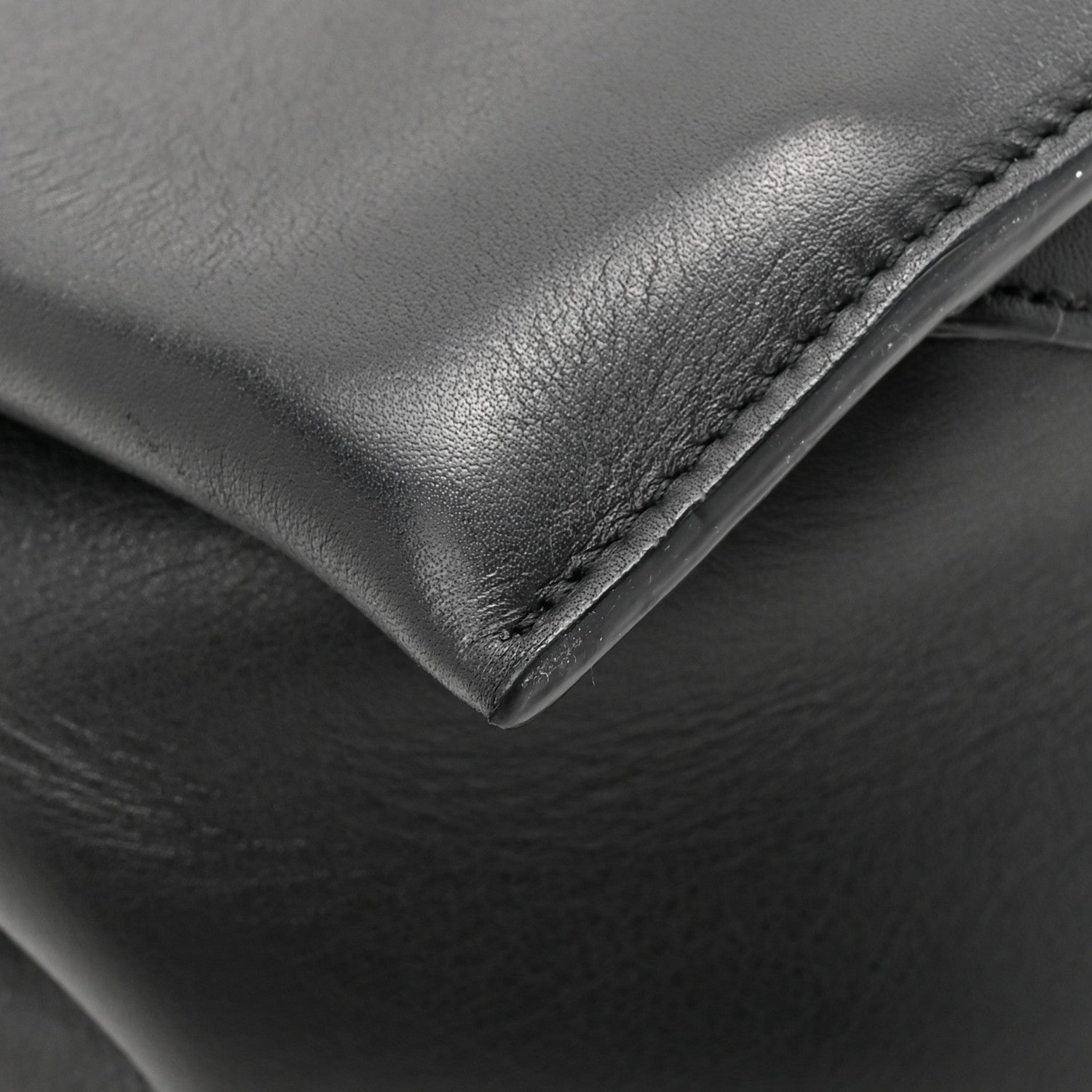 Supple Natural Calfskin Medium Tri-Fold Bag Black