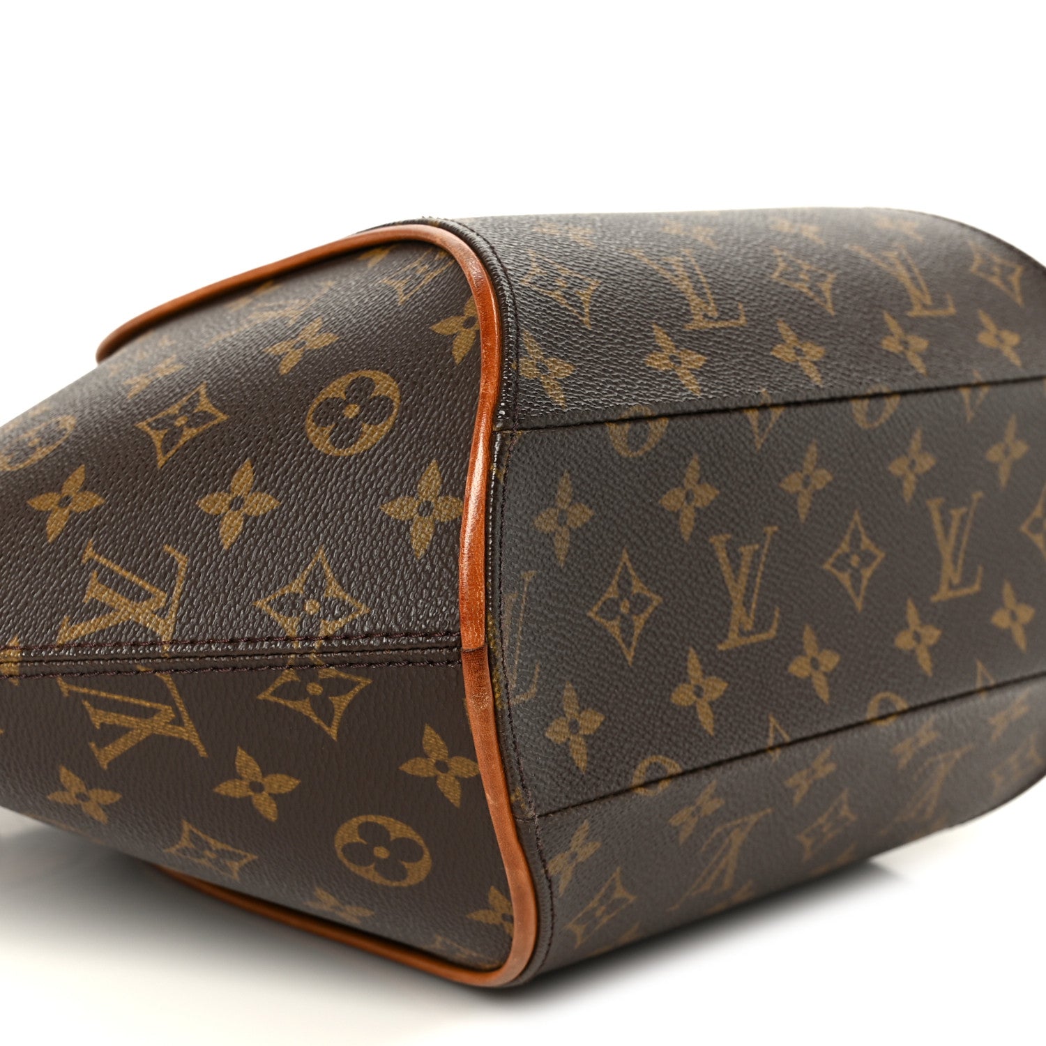 Monogram Ellipse MM