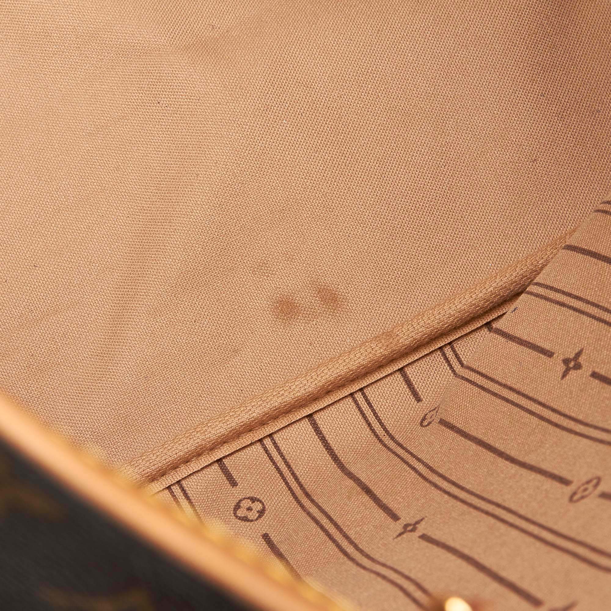 Louis Vuitto Neverfull GM Monogram Canvas Shoulder Bag