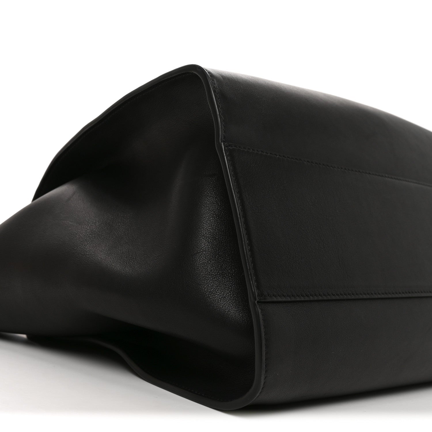 Polished Saddle Calfskin Marlo 17 Tote Bag Black