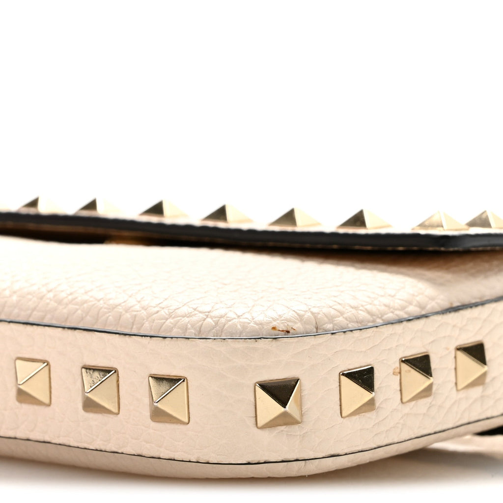 Grainy Calfskin Rockstud Crossbody Pouch Light Ivory
