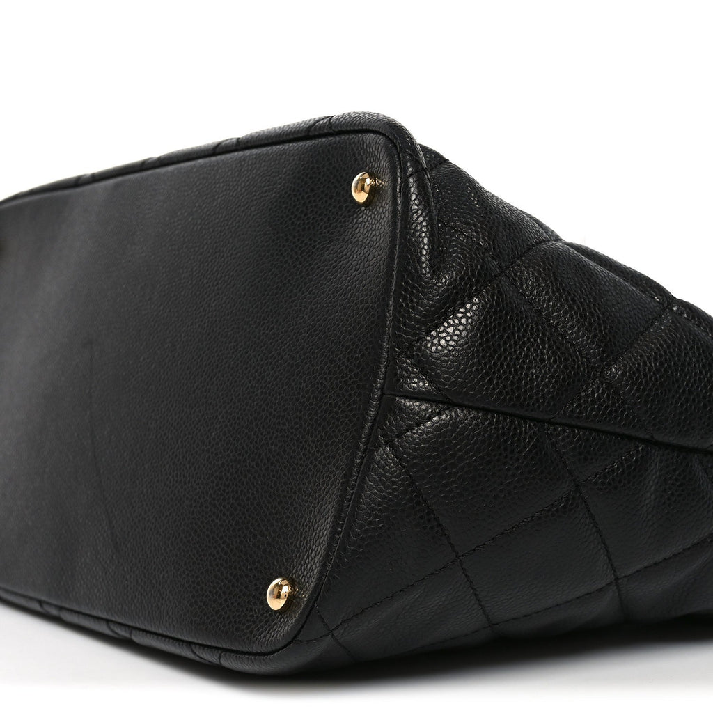 Caviar Quilted CC Timeless Soft Tote Black