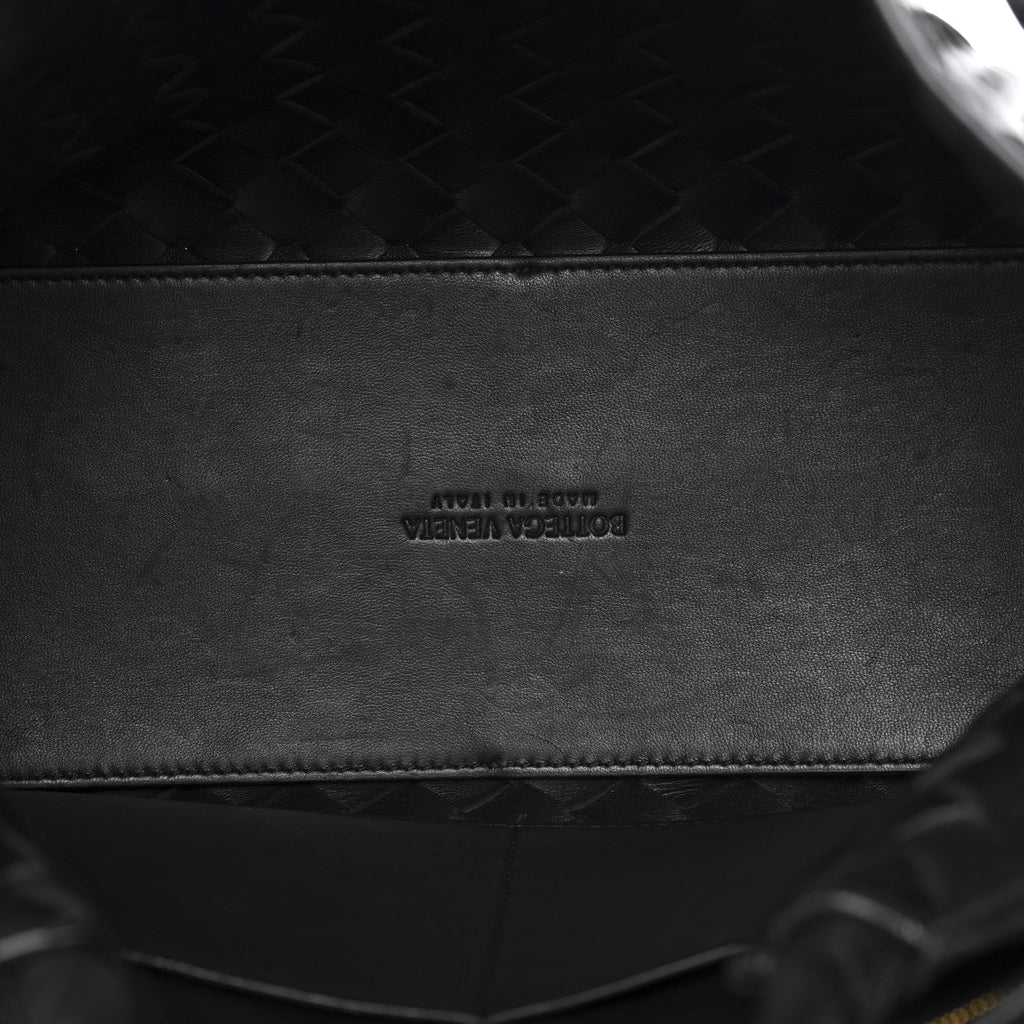 Nappa Intrecciato Medium Andiamo Shoulder Bag Black