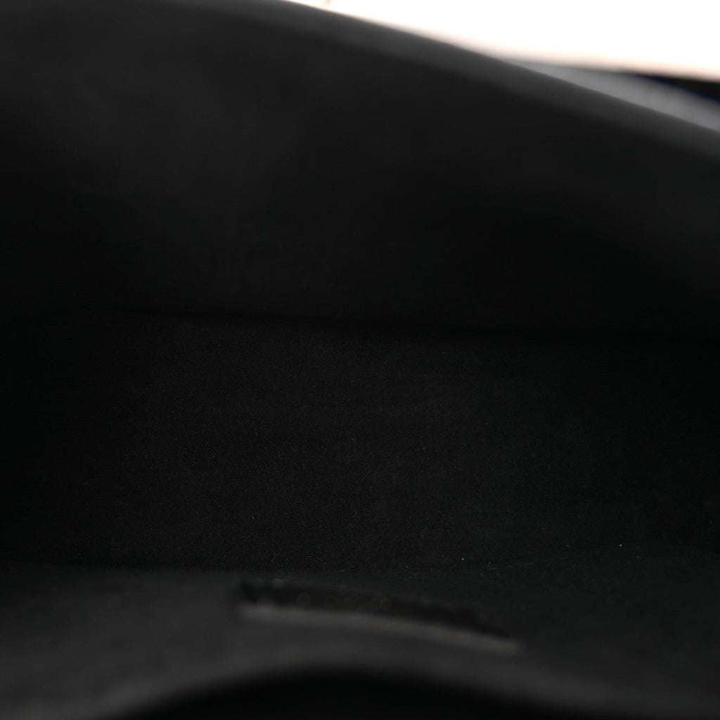 Grained Calfskin Lockme Tender Black