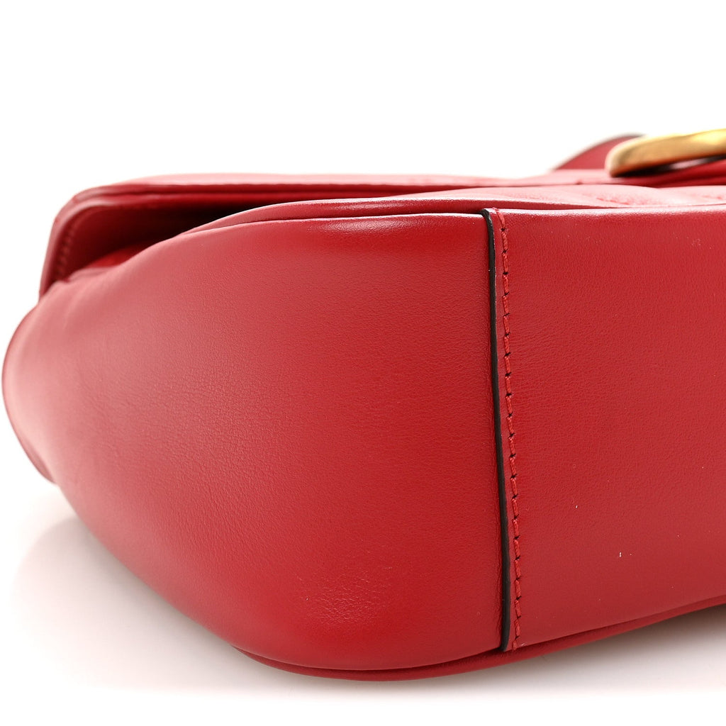 Calfskin Matelasse Small GG Marmont Shoulder Bag Hibiscus Red
