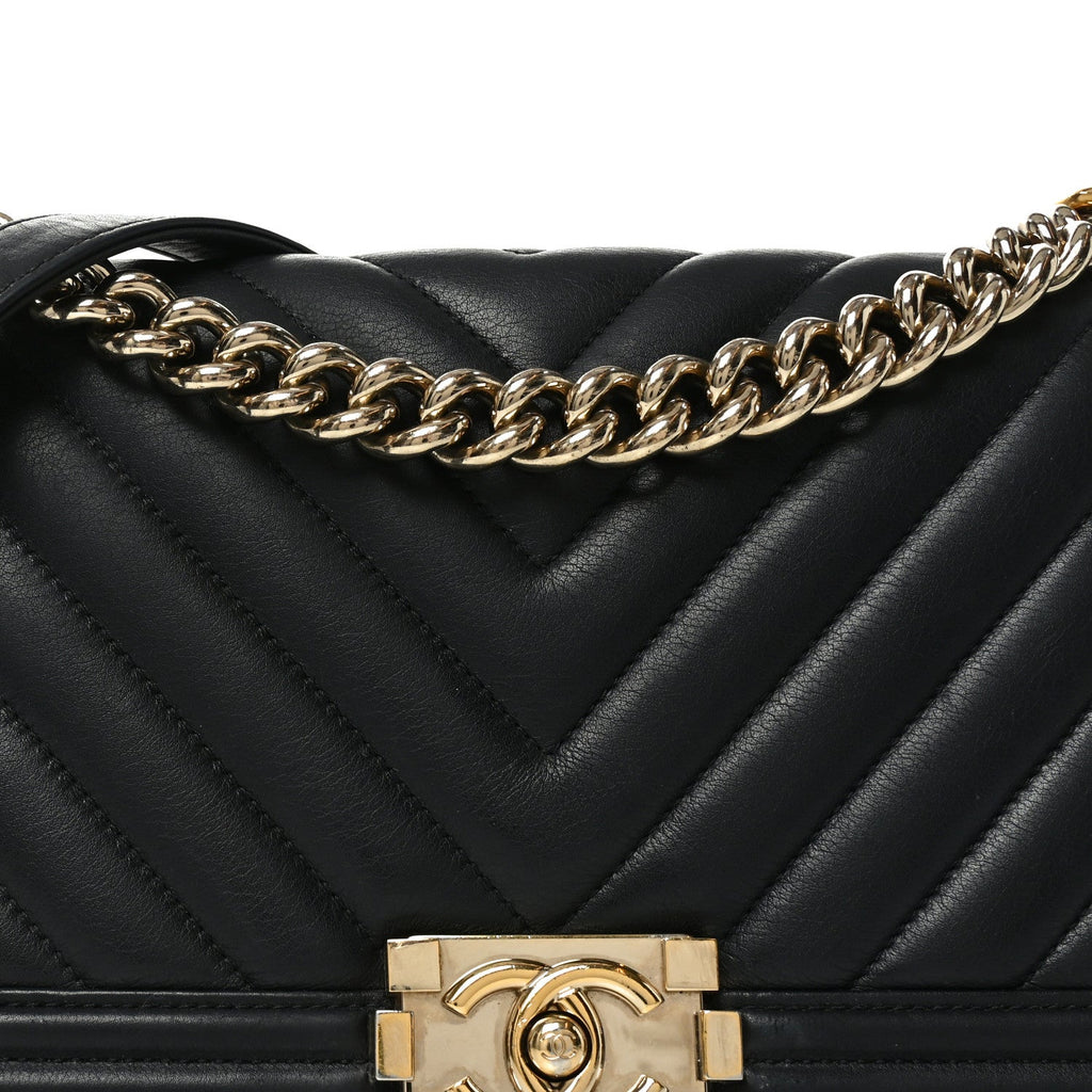 Lambskin Chevron Quilted Medium Boy Flap Black