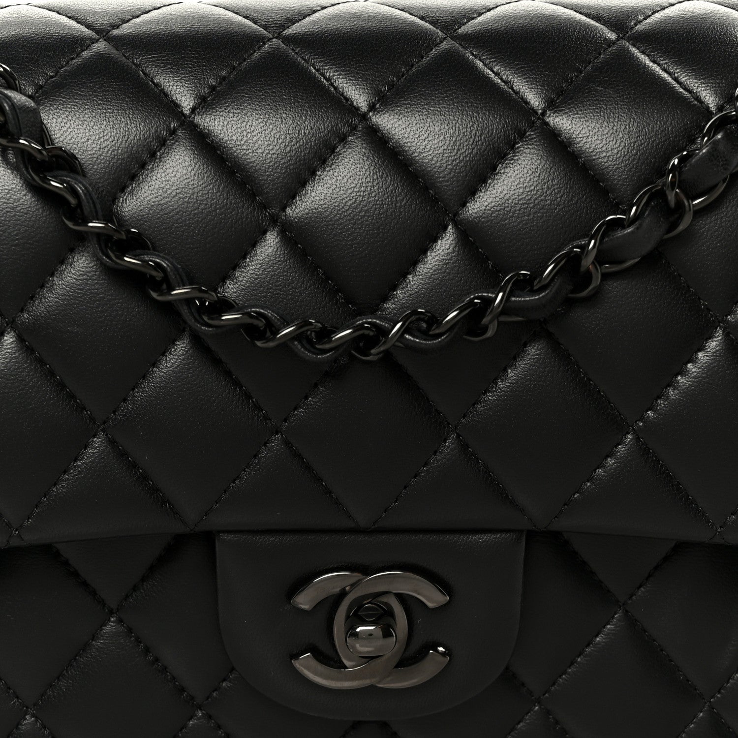Lambskin Quilted Medium Double Flap So Black