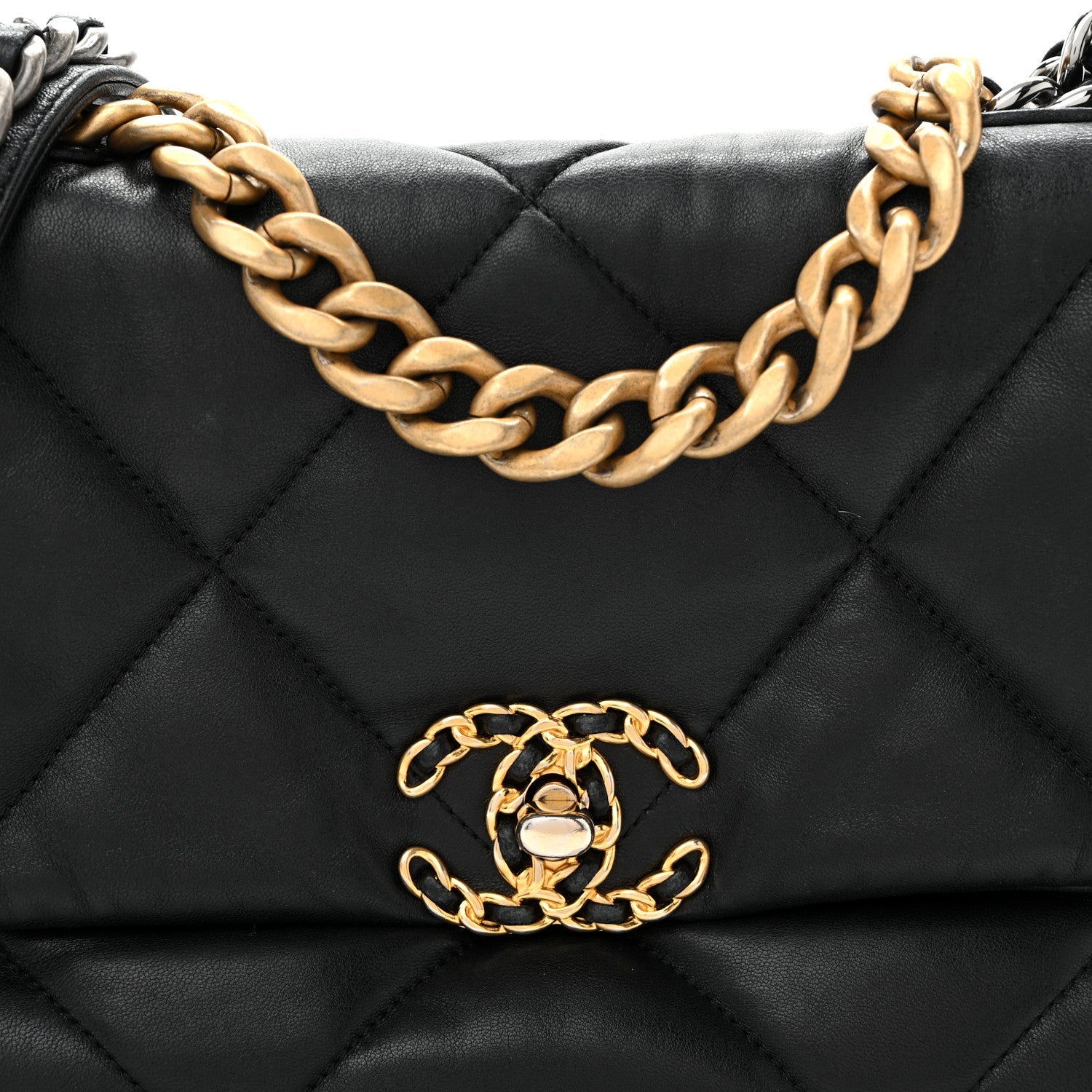 Lambskin Quilted Medium Chanel 19 Flap Black