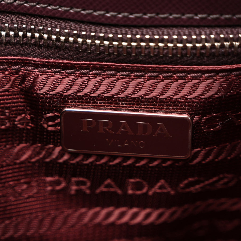 Nylon Tessuto Impunturato Quilted Flap Crossbody Granato