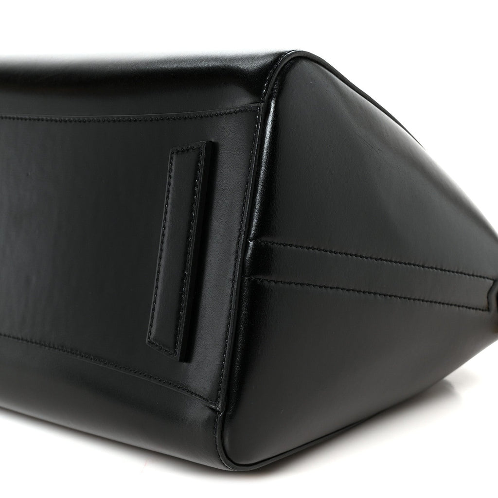 Shiny Lord Calfskin Medium Antigona Black