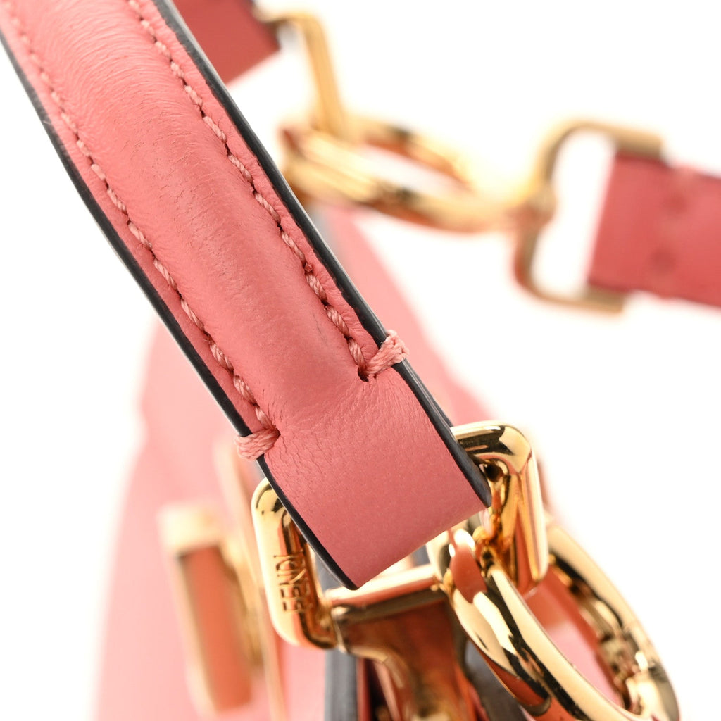 Shiny Nappa Petite Peekaboo I SEE U Satchel Rosa Pesca