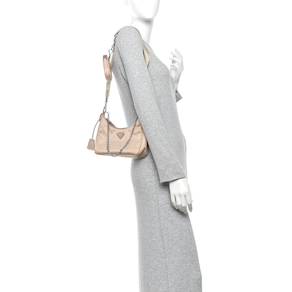 Tessuto Saffiano Re-Edition 2005 Shoulder Bag Cammeo