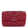 Calfskin Quilted Double Stitch Hamptons Clutch with Chain Red