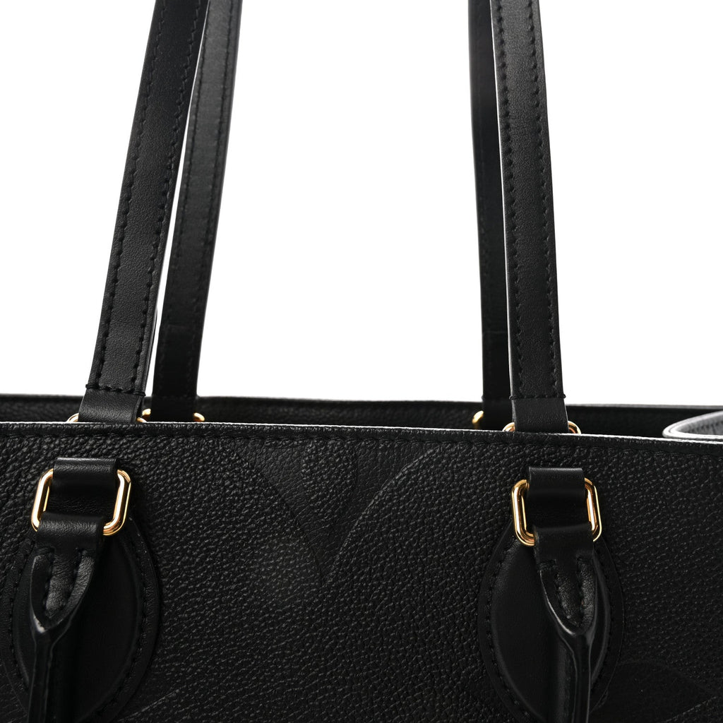 Empreinte Monogram Giant Onthego MM Black