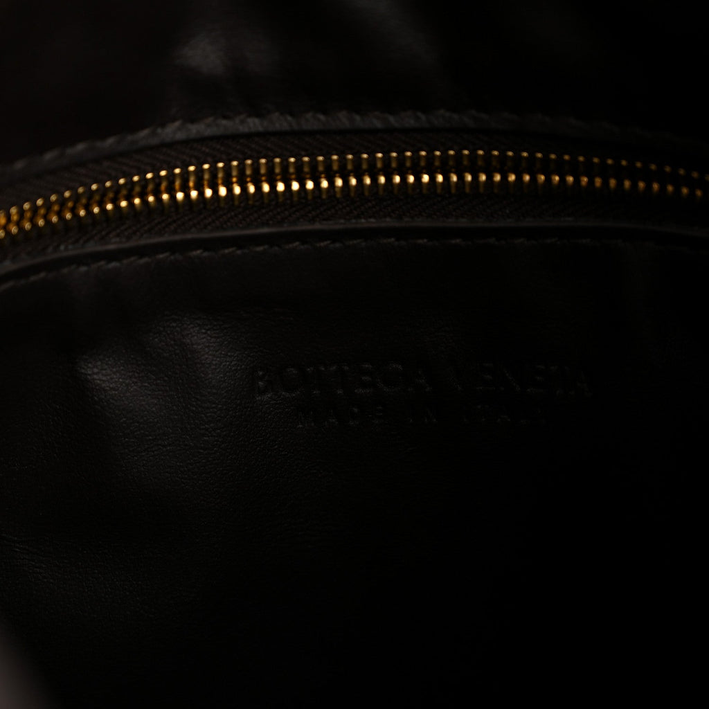 Calfskin Intrecciato Small Hop Fondant