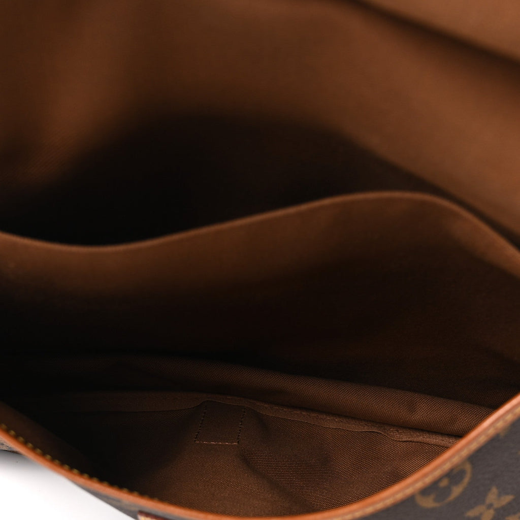 Monogram Saumur 35