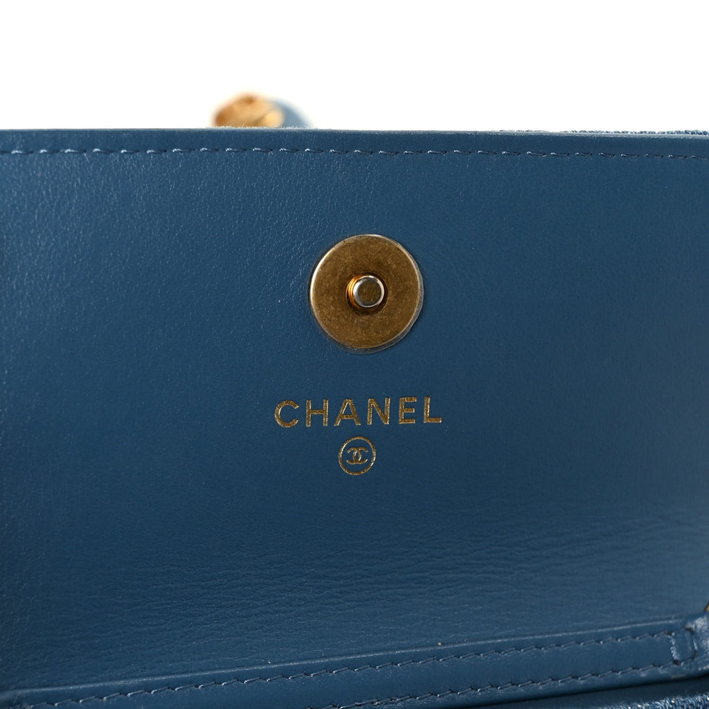 Denim Quilted CC Pearl Crush Clutch With Chain Blue