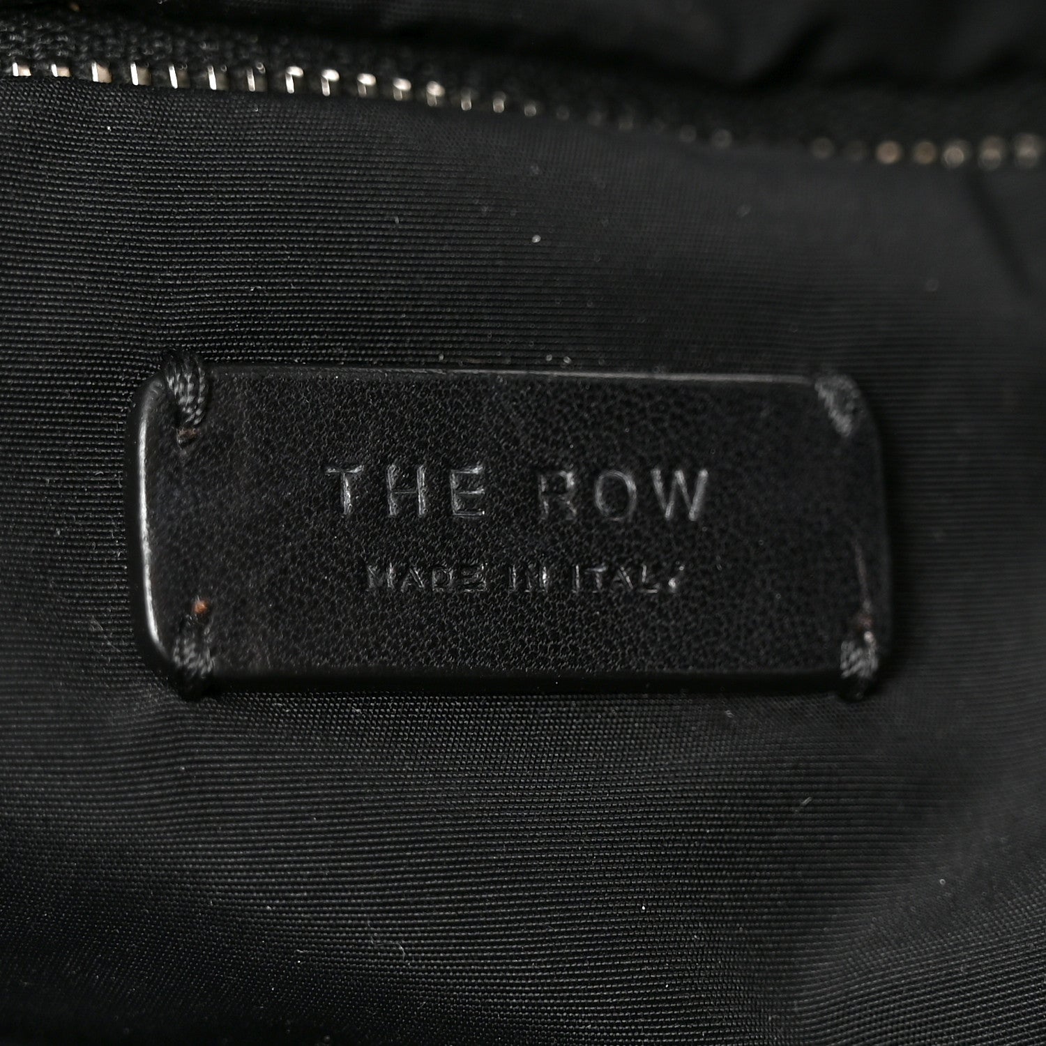 Nylon E/W Logan Bag Black