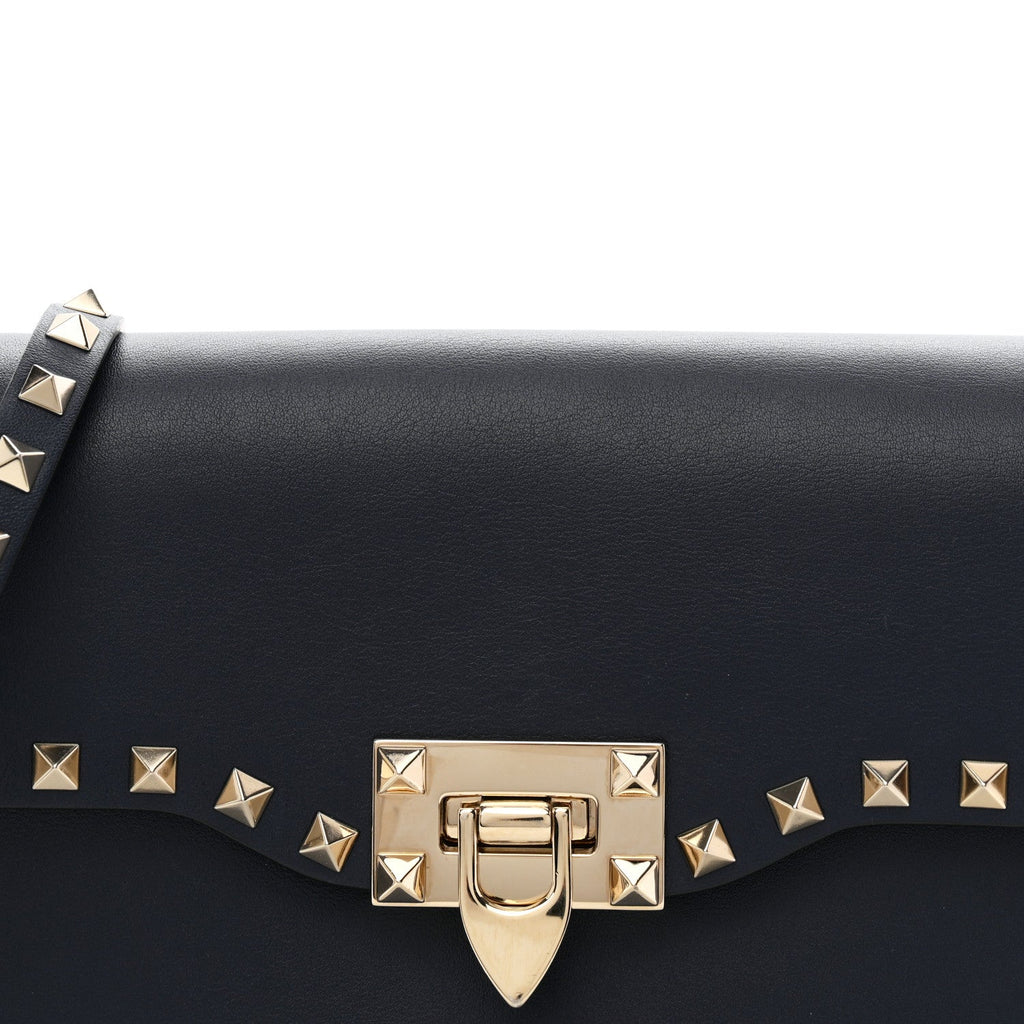 Vitello Medium Rockstud Flip Lock Crossbody Bag Marine