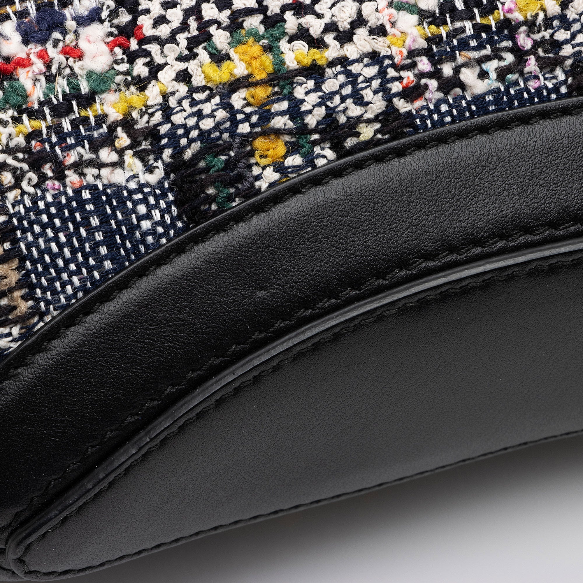 Alexander McQueen Tweed Calfskin Manta Clutch (SHF-hYe4Lv)