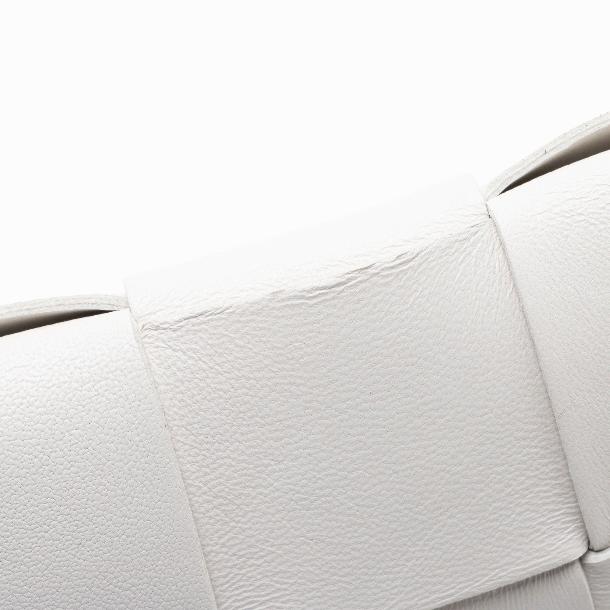 Bottega Veneta Intrecciato Nappa Cassette Medium Flat Zip Pouch