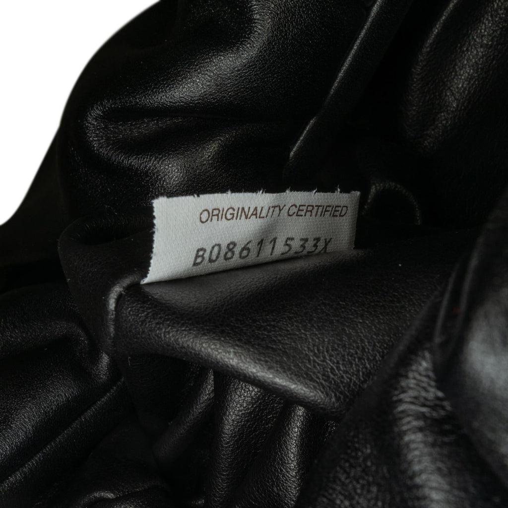 Bottega Veneta Lambskin The Shoulder Pouch (SHG-J0ldgd)