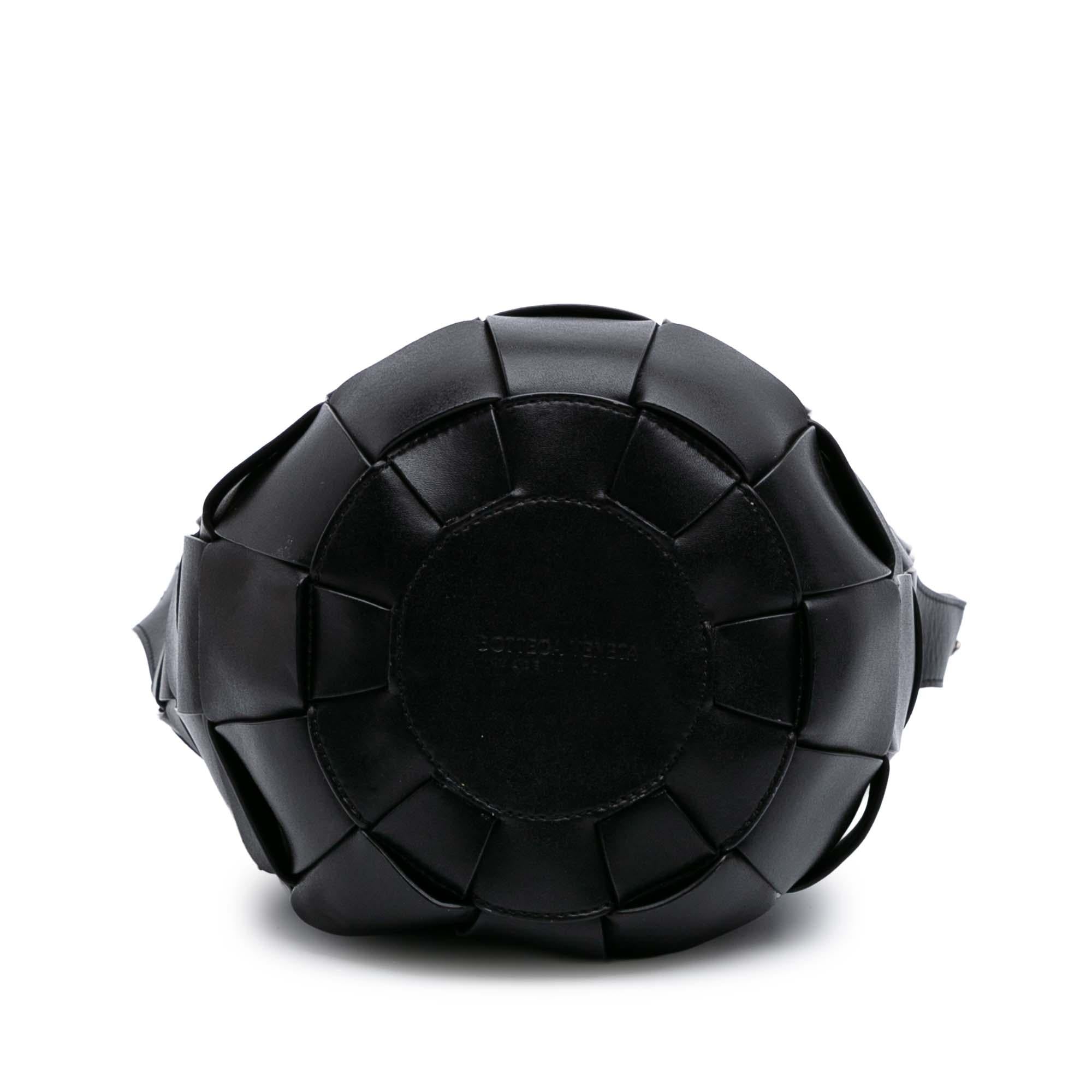 Bottega Veneta Nappa Intrecciato Casette Lantern Bucket
