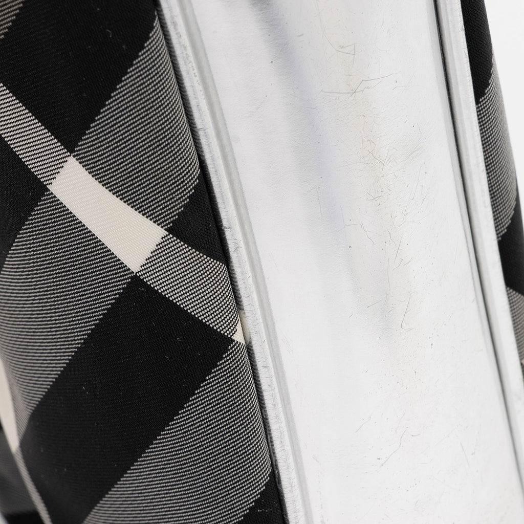Burberry Beat Check Small Shoulder Bag (SHF-jOlsCX)