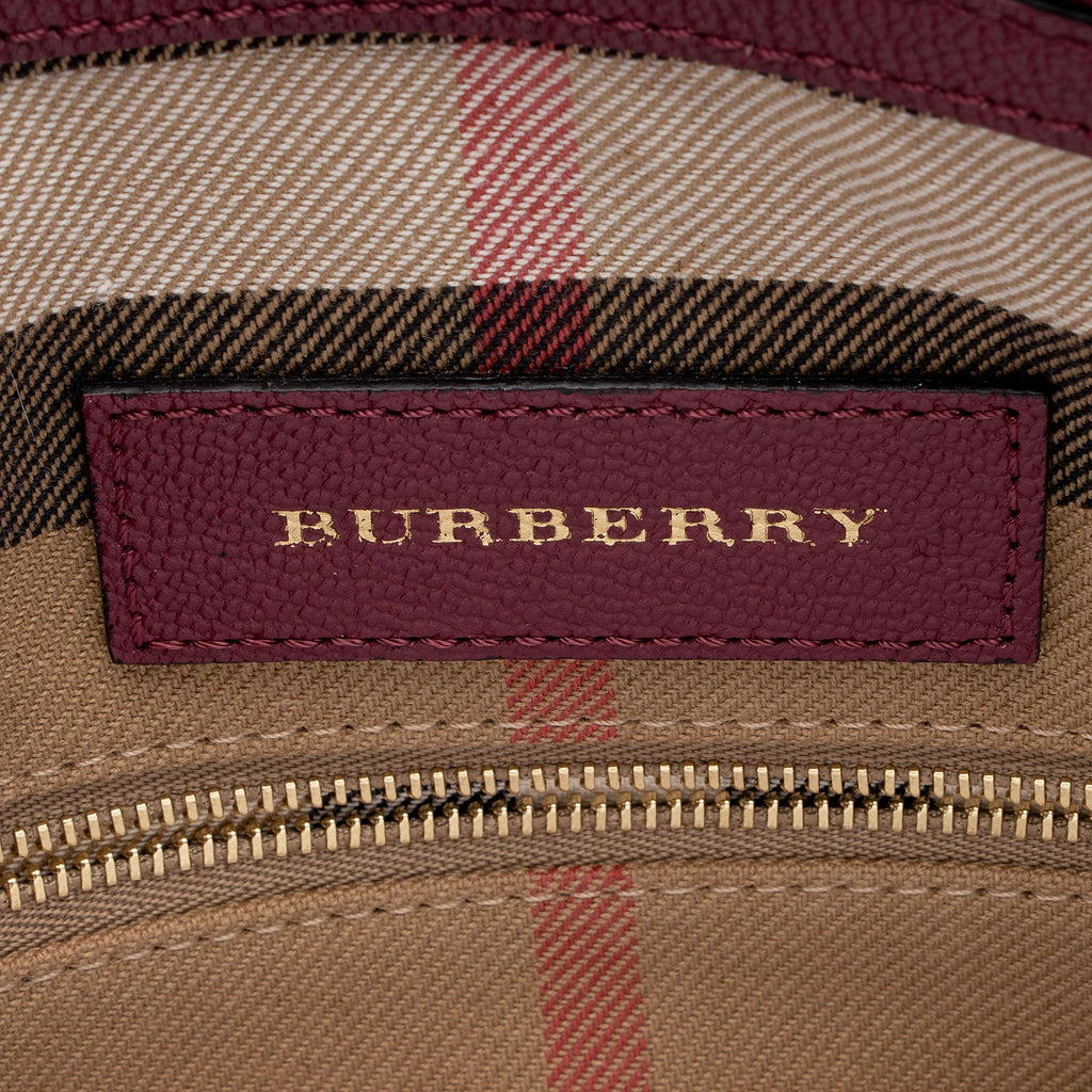 Burberry Calfskin Helmsley Small Crossbody Bag (SHF-Q0gM3b)