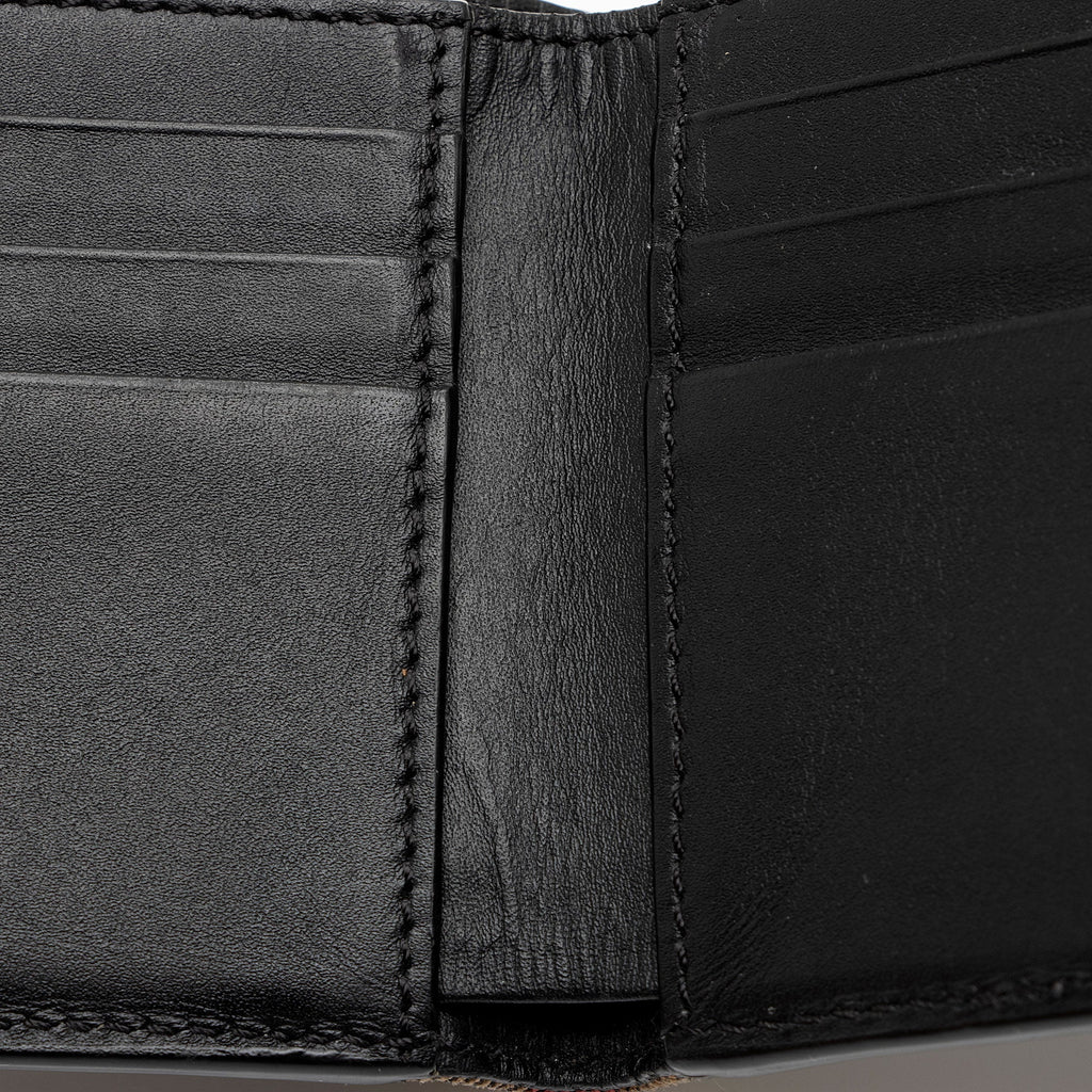 Burberry Calfskin House Check Bi-Fold Wallet (SHF-a1iZNa)