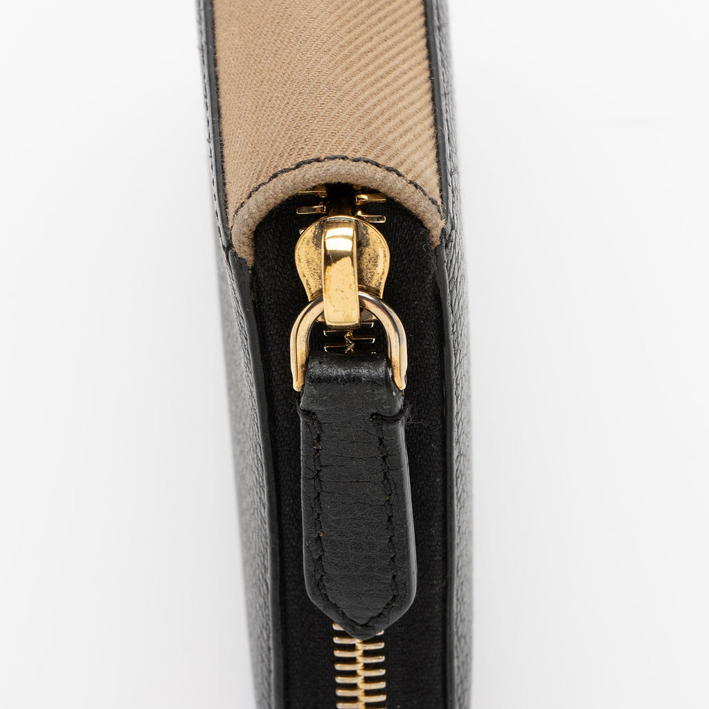 Burberry Calfskin House Check Renfrew Zip Around Wallet (SHF-B5VVSw)