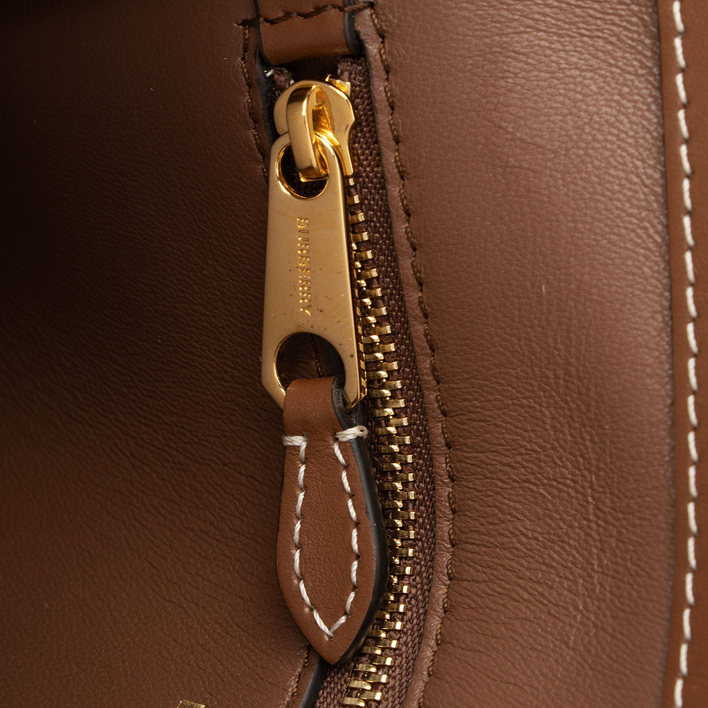 Burberry Calfskin Mini Pocket Tote (SHF-YAkDR3)