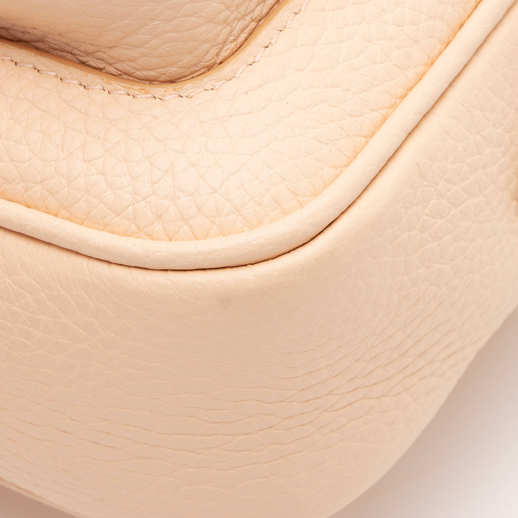 Burberry Calfskin Small Camera Bag (SHF-ytVyGy)