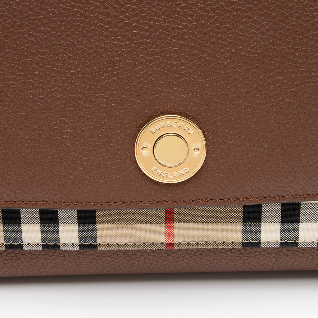 Burberry Calfskin Vintage Check Note Bag (SHF-vpM9p4)
