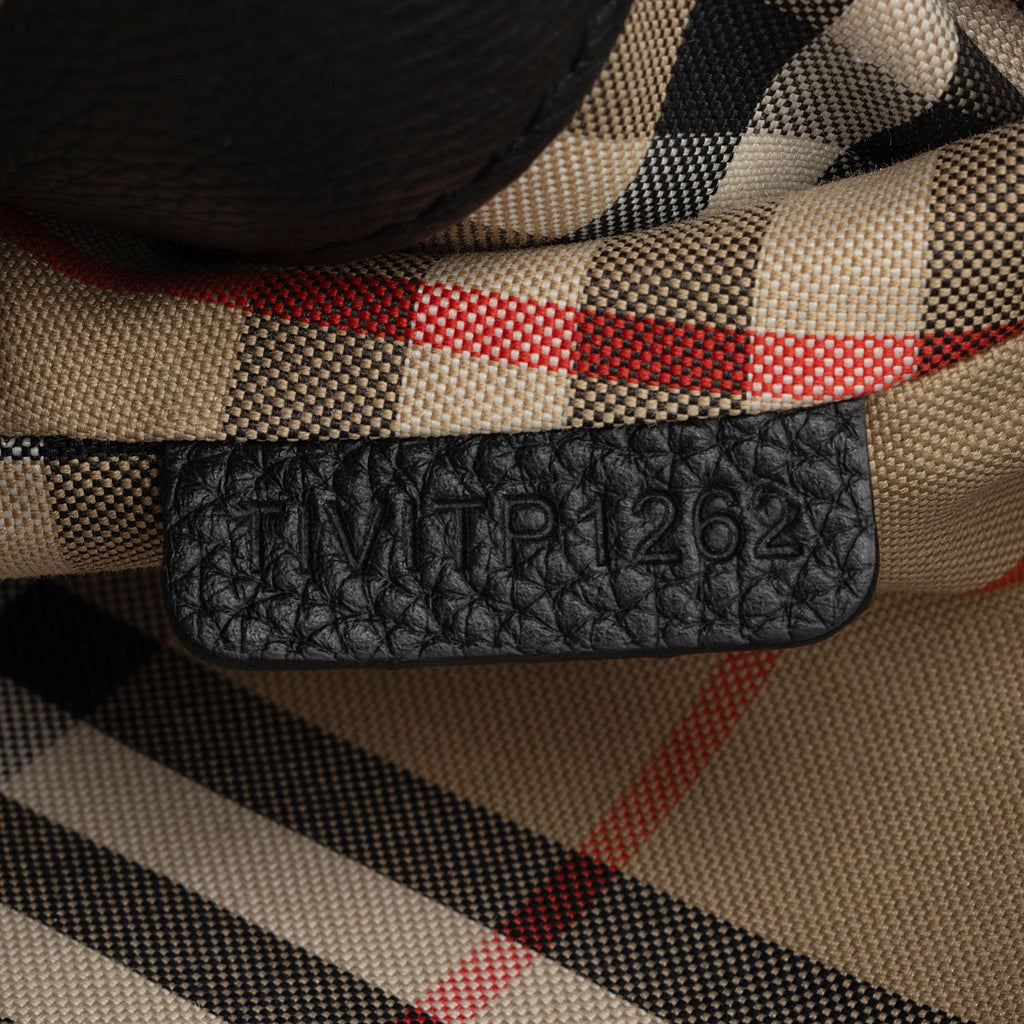 Burberry Calfskin Vintage Check Note Bag (SHF-rIhqrR)