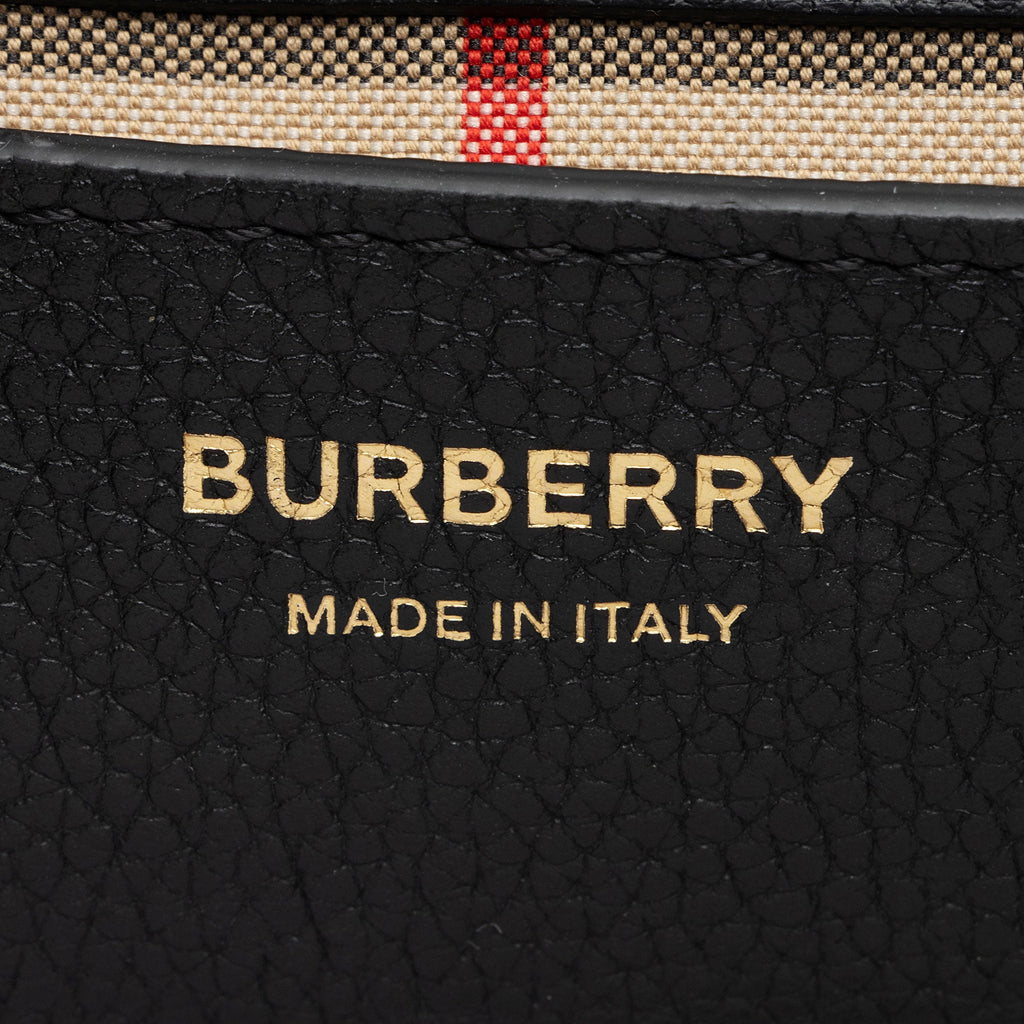 Burberry Calfskin Vintage Check Note Bag (SHF-ERRlYF)