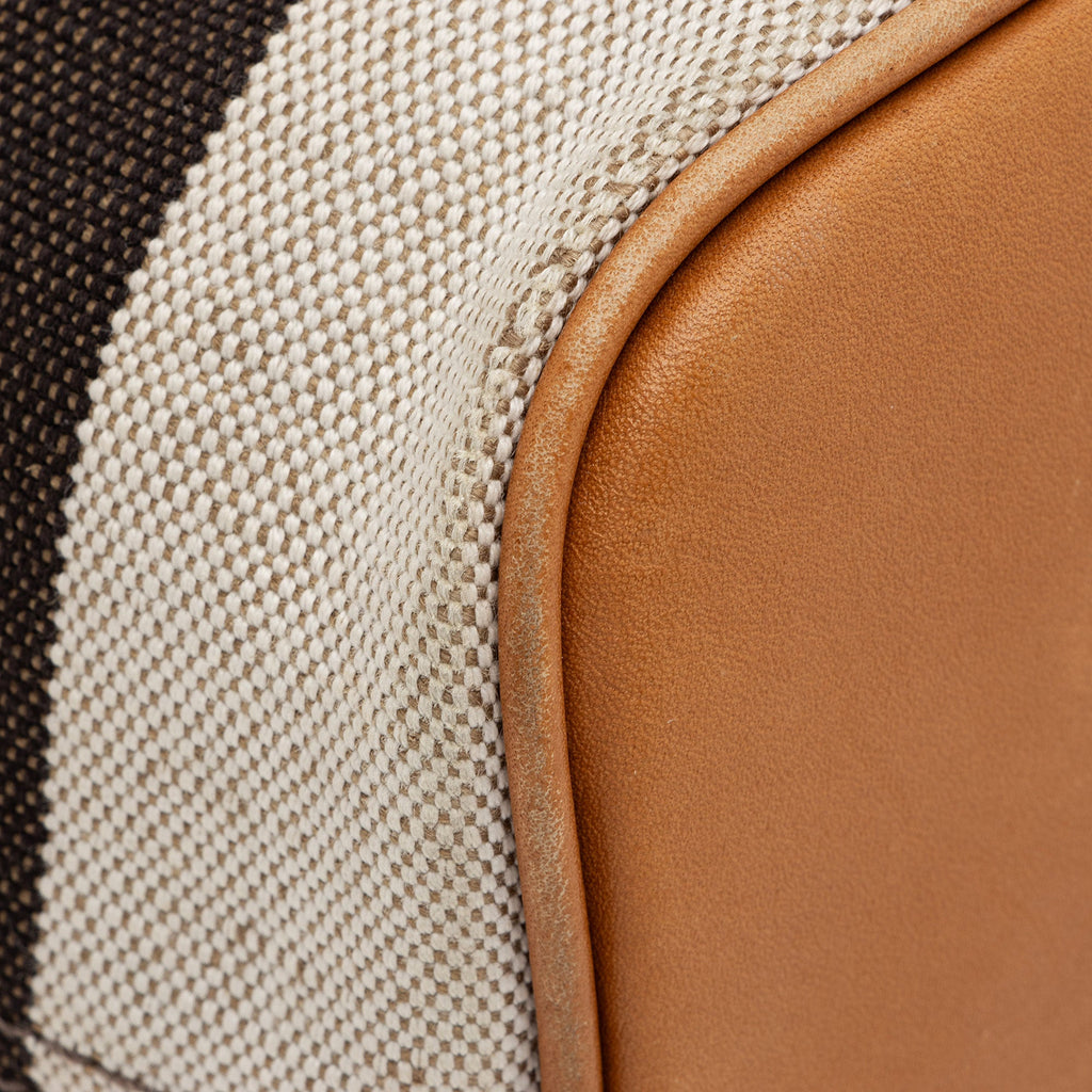 Burberry Canvas Check Ashby Mini Hobo (SHF-NypDEp)