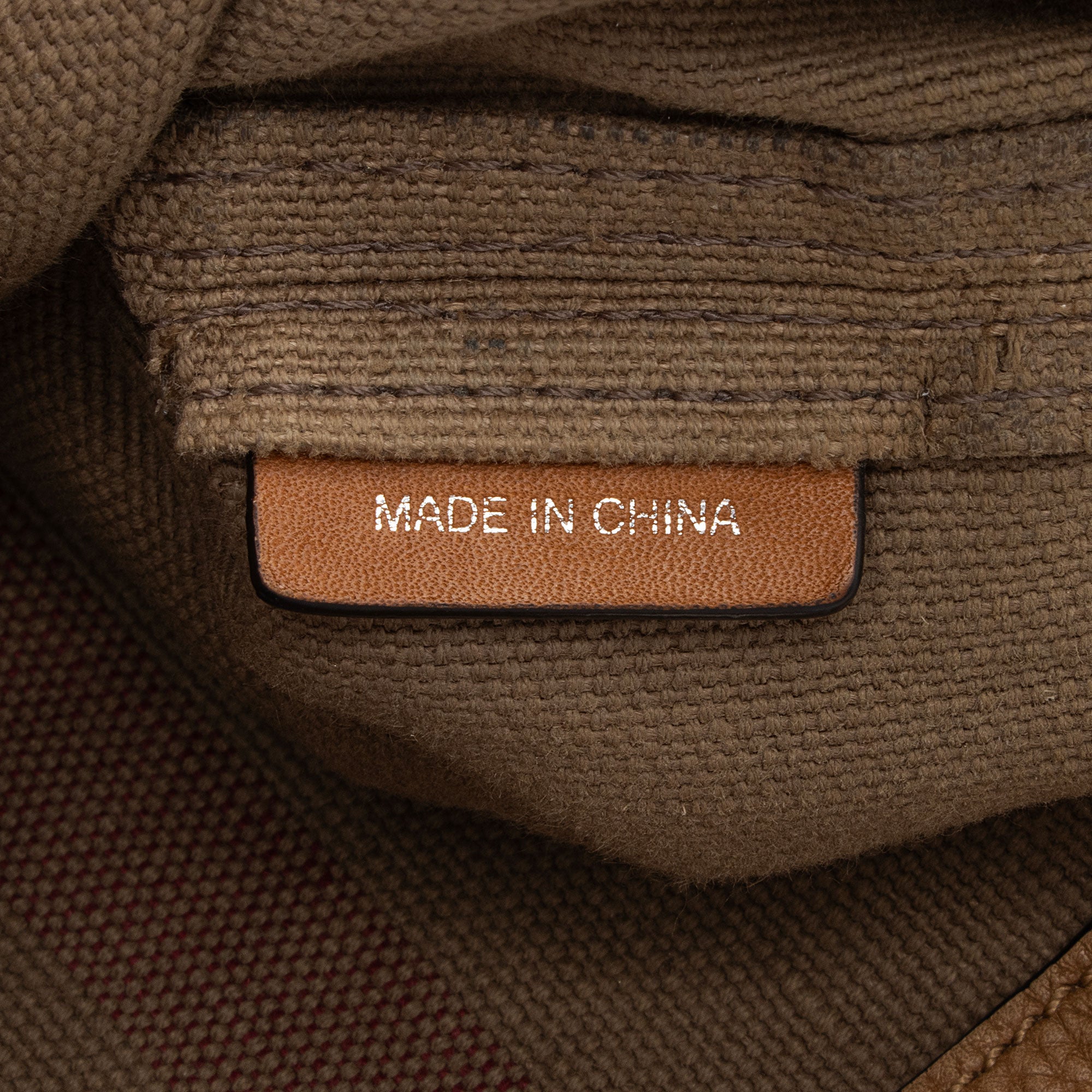 Burberry Canvas Check Ashby Mini Hobo (SHF-NypDEp)
