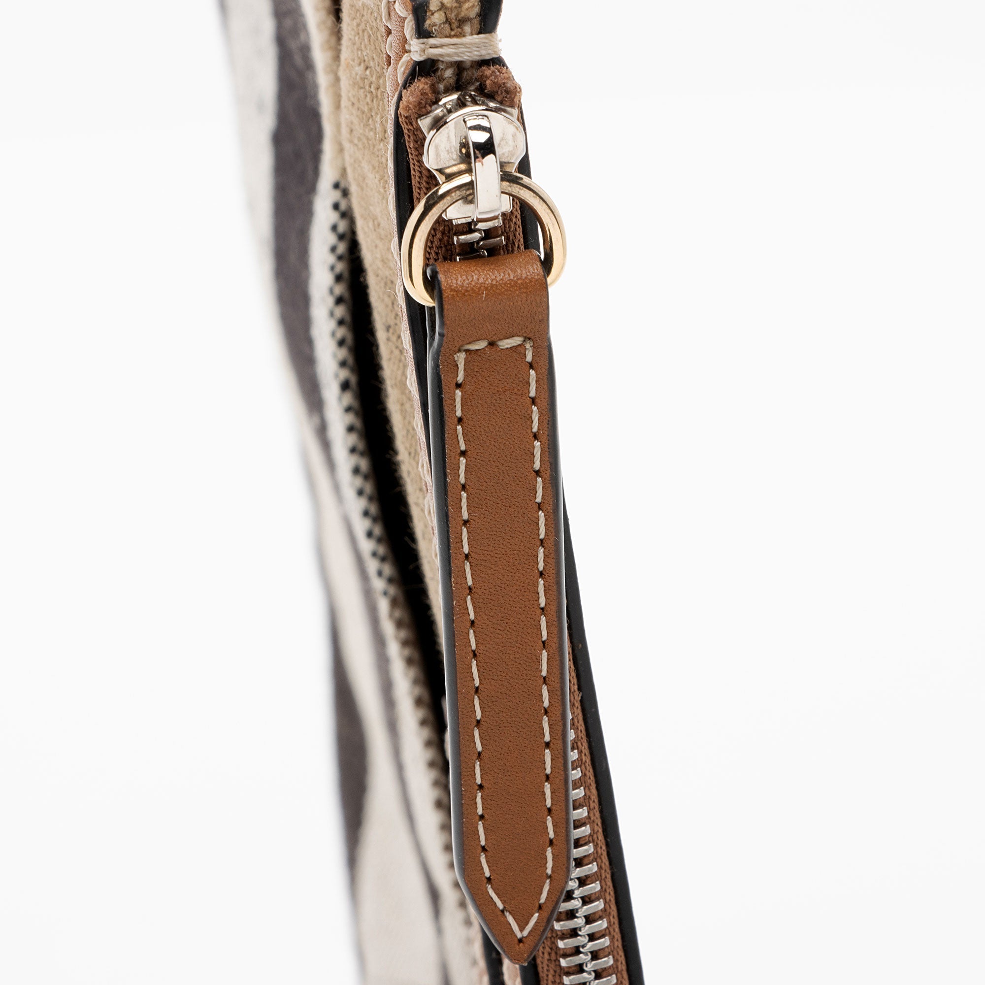 Burberry Canvas Check Pochette (SHF-ejmiF2)