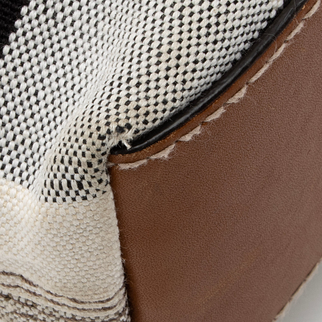 Burberry Canvas Check Tottenham Medium Tote (SHF-23250)