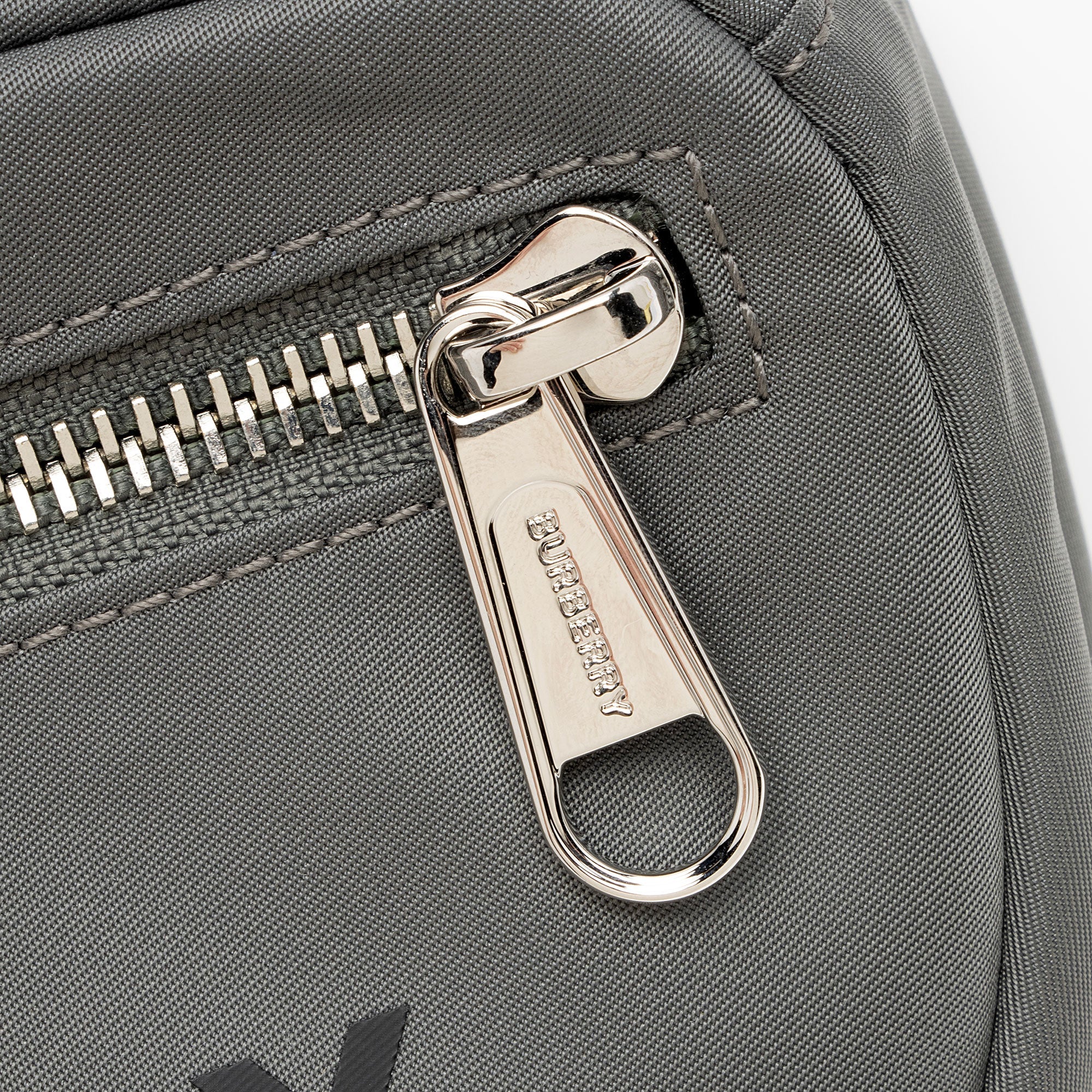 Burberry Econyl Logo Cannon Small Bumbag (SHF-zDlU8l)