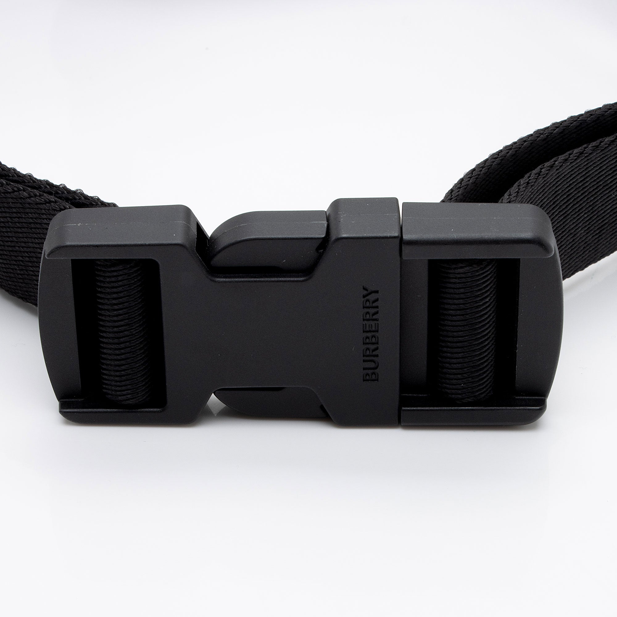 Burberry Econyl Logo Cannon Small Bumbag (SHF-nhahJE)