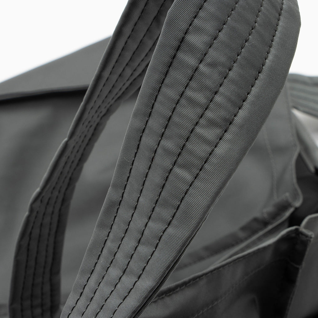 Burberry Econyl Trench Tote (SHF-oiSxTb)
